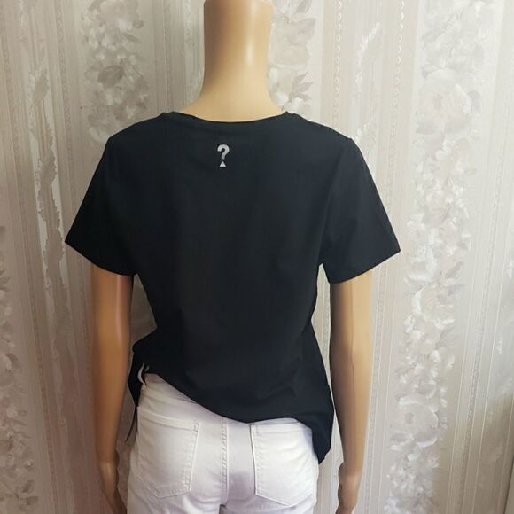 Guess Classic Logo T-Shirt   - Picture 2 of 6